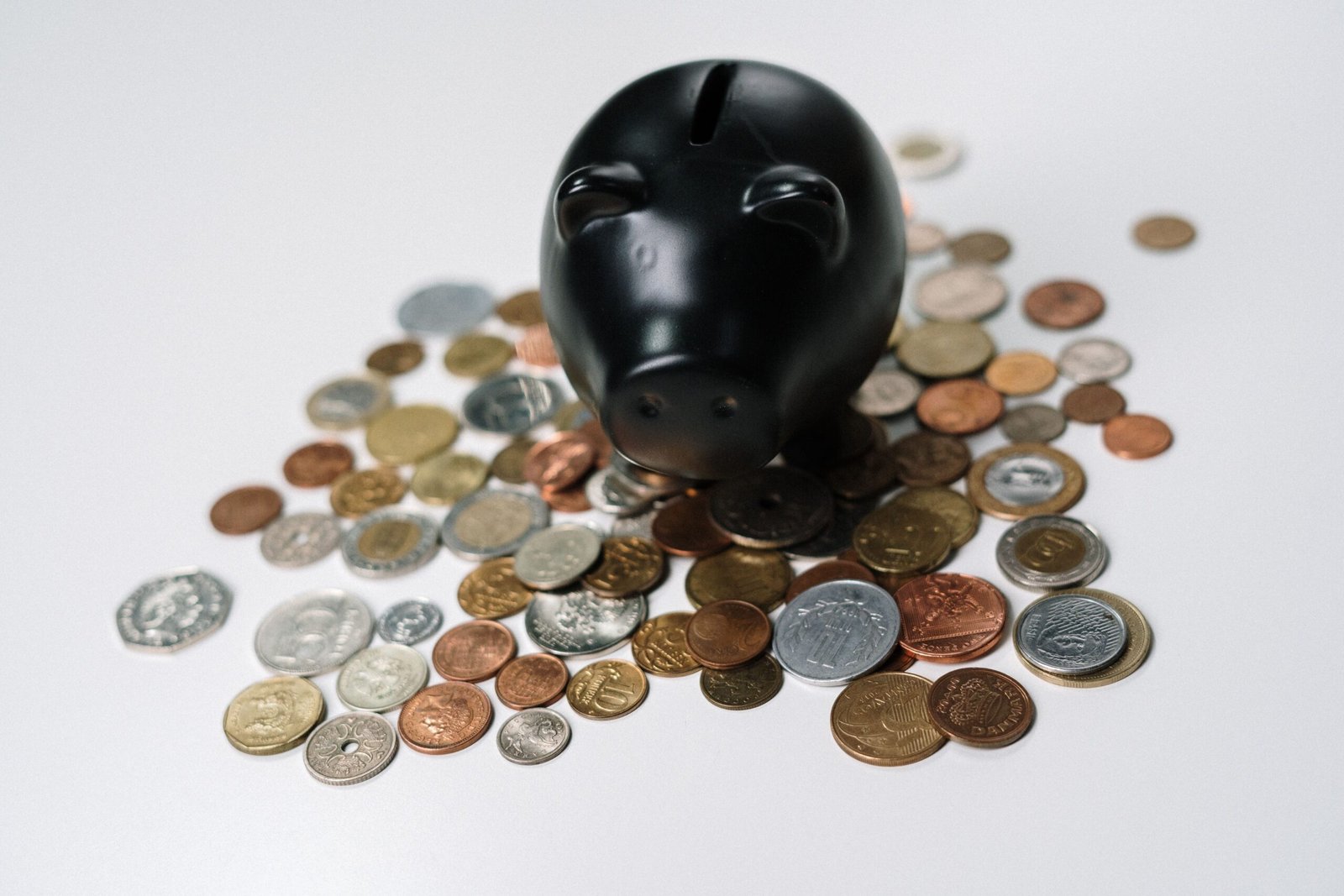 Comparing high yield savings account rates and requirements online