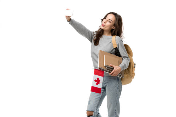 Best Credit Cards in Canada for Students and Beginners
