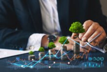 Investing vs Saving: What Works Better for Long-Term Wealth?