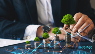 Investing vs Saving: What Works Better for Long-Term Wealth?
