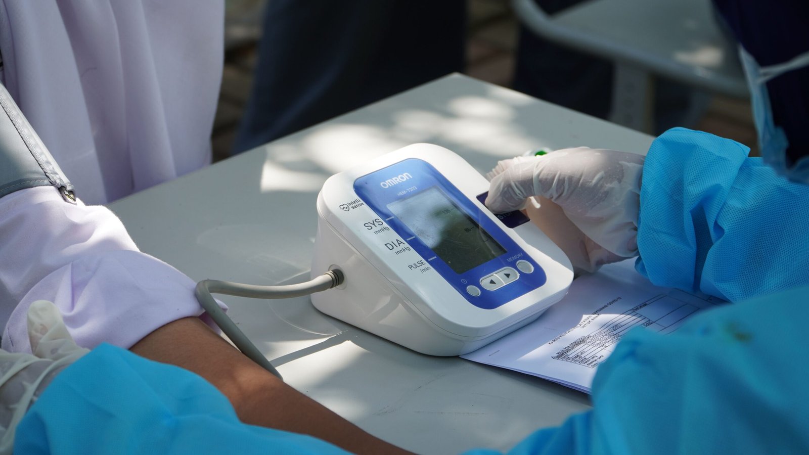 Medical exam as part of the life insurance underwriting process