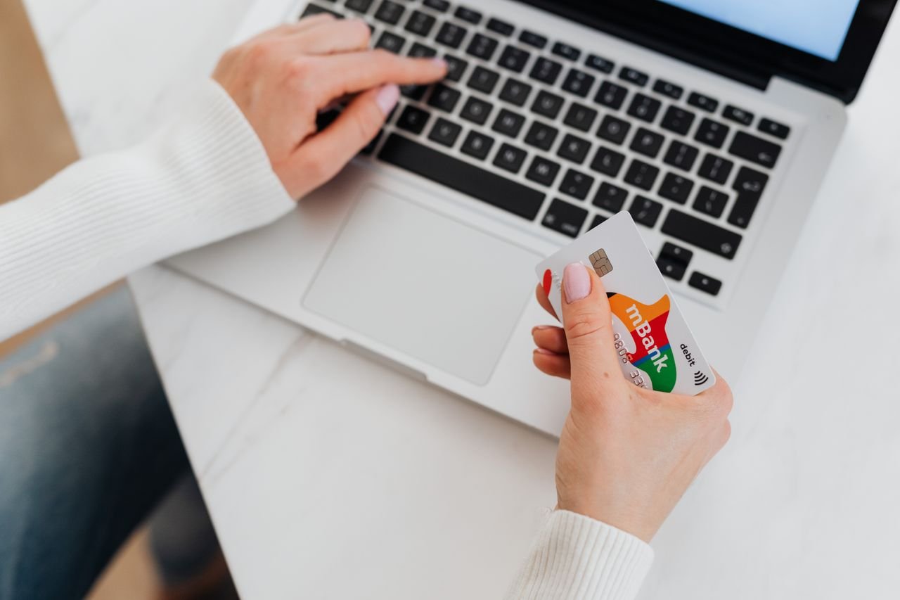 Credit cards and wallet before you cancel a credit card account