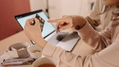 Deciding whether to cancel a credit card and what happens to the points