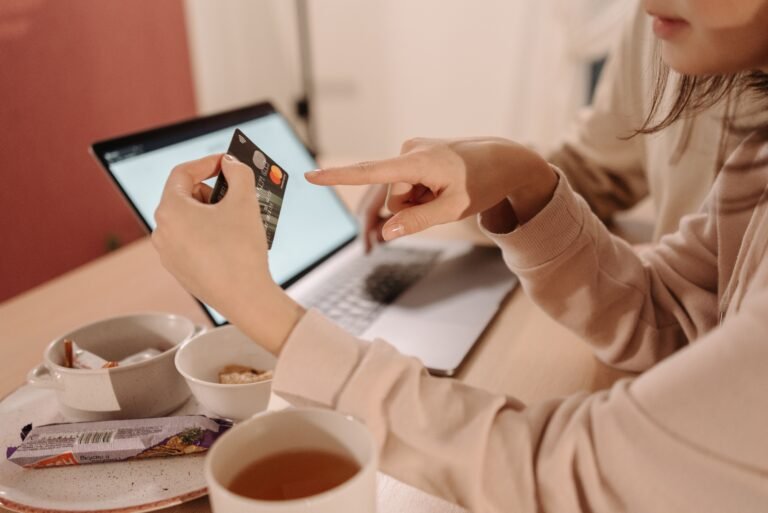 Deciding whether to cancel a credit card and what happens to the points